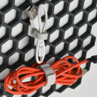 Đế Gắn Kẹp Compliant Mechanism Cho Honeycomb Wall (HSW) - Dùng Cho Cáp, Bút