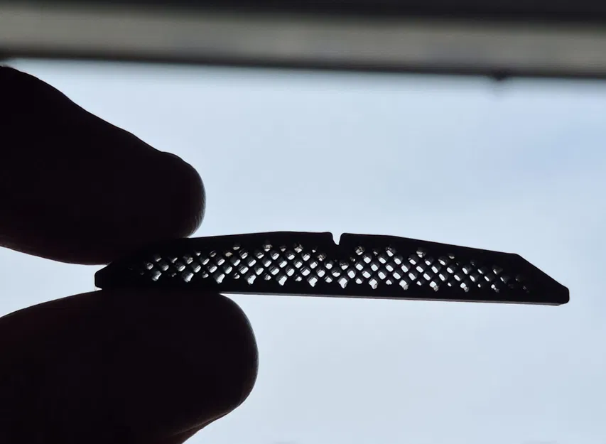 Lưới lọc chắn côn trùng cho nón bảo hiểm HJC i90/i91 - Image 2