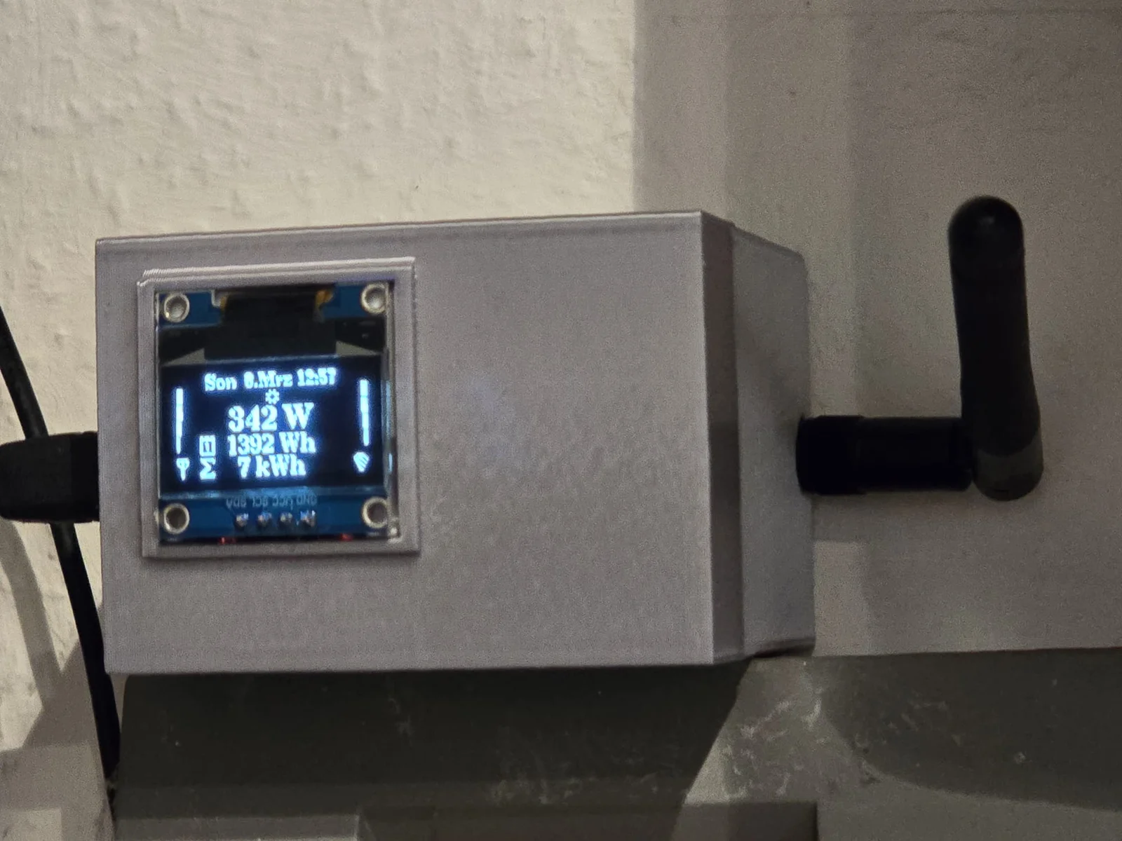 Vỏ hộp in 3D cho ESP32 và màn hình OLED dùng với AhoyDTU 1