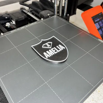 Bảng tên khiên Amelia - Phụ kiện để bàn & Biển hiệu cá nhân