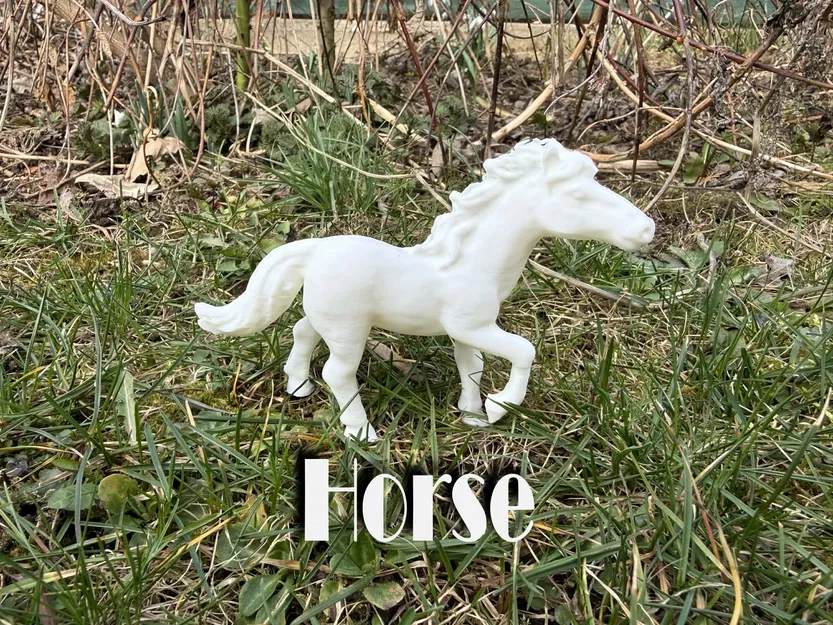 Mô hình ngựa Thoroughbred đang bước đi - Image 1