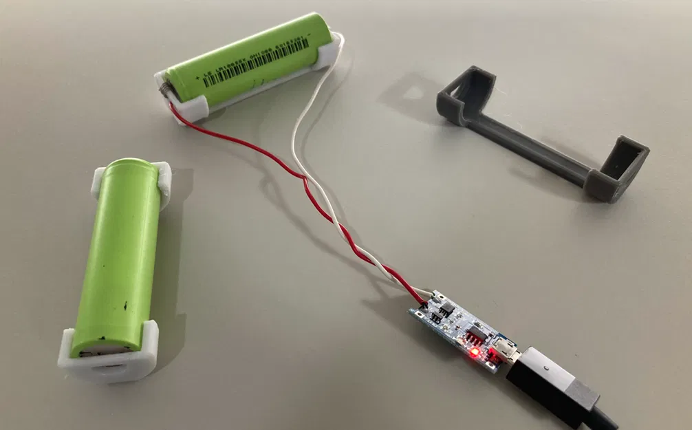 Khung giữ pin 18650 thiết kế tối giản - Tự làm đế pin chuyên nghiệp - Image 2