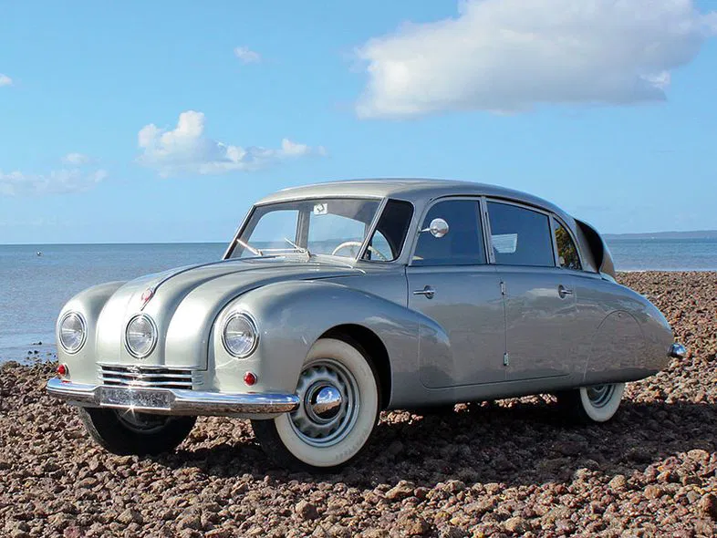 Mô hình 3D xe cổ Tatra 87 huyền thoại - Đồ chơi mô hình tĩnh - Image 5