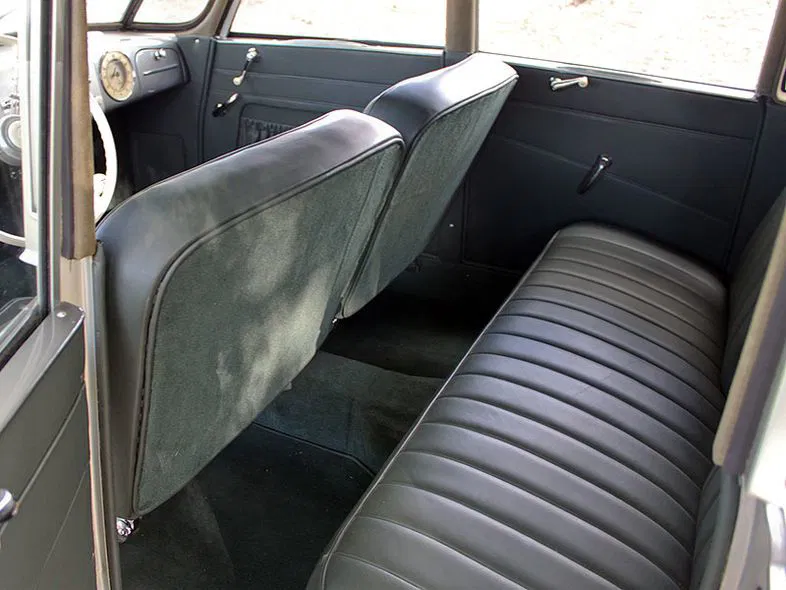 Mô hình 3D xe cổ Tatra 87 huyền thoại - Đồ chơi mô hình tĩnh - Image 6