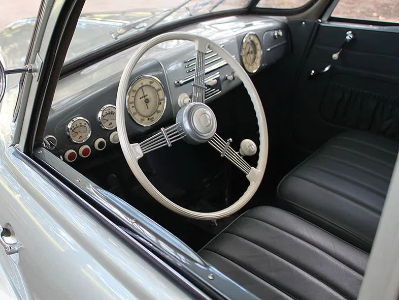 Mô hình 3D xe cổ Tatra 87 huyền thoại - Đồ chơi mô hình tĩnh - Image 7