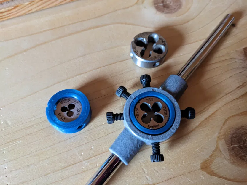 Vòng đệm giảm kích thước cho tay quay taro 25mm xuống 20mm và 16mm - Image 1