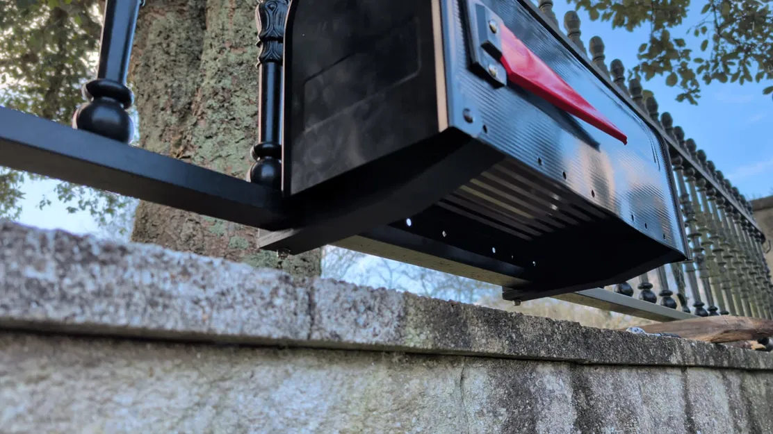 Giá Đỡ Thùng Thư Mỹ (Cho Lan Can 40x20mm) - Không Cần Khoan - Image 3