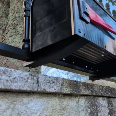 Giá Đỡ Thùng Thư Mỹ (Cho Lan Can 40x20mm) - Không Cần Khoan