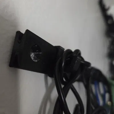 Hệ thống thanh treo gắn tường 3D thông minh cho dây cáp và vật dụng