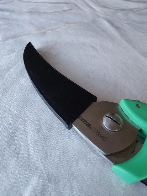 Bao bảo vệ lưỡi kéo bếp Tescoma Cosmo (Scissors Sheath) - Image 1