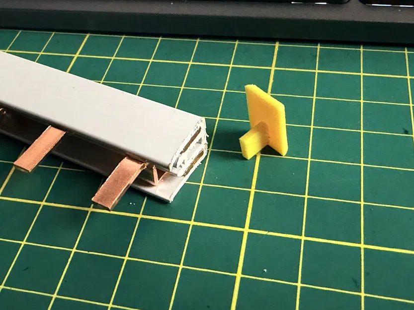 Nắp Chụp Đầu Comb Busbar - Image 4