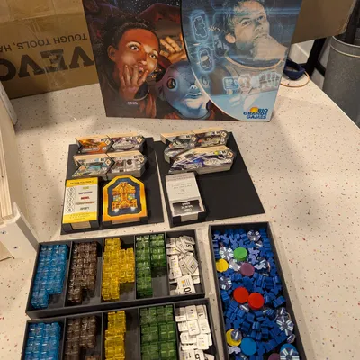 Khay đựng linh kiện New Frontier