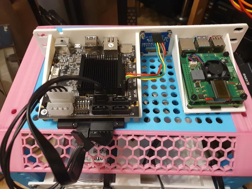 Khung 1U cho Kobol Helios4 và Raspberry Pi 4B với màn hình OLED cho Rack 10 inch - Image 3