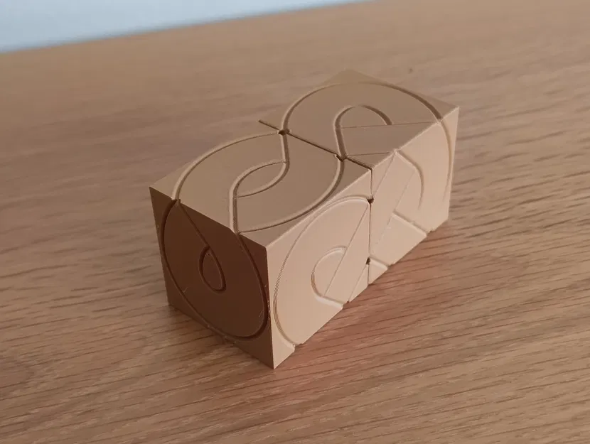 Bộ Xúc Xắc và Mảnh Ghép Nút Thắt Celtic - Image 1