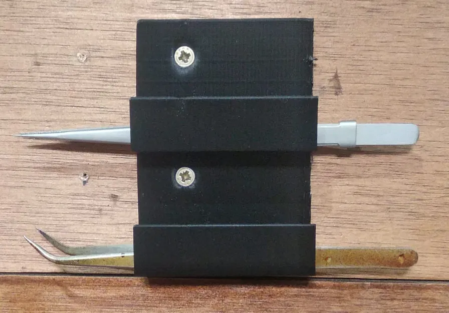 Giá treo nhíp (Soporte para pinzas) in 3D tiện lợi cho bàn làm việc - Image 1