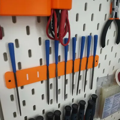 Giá treo dụng cụ nam châm SKADIS (Phiên bản FreeCAD)