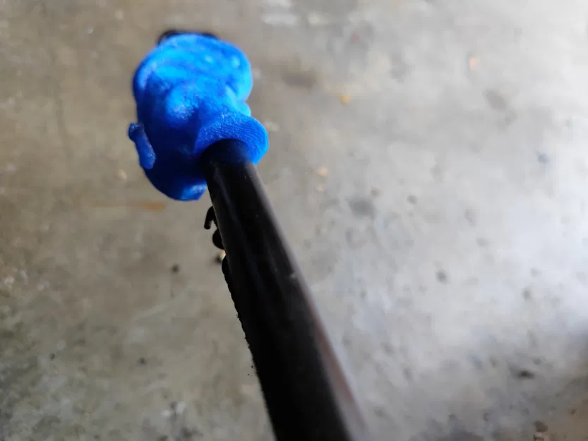 Giày cao gót trang trí chân chống xe máy cho bạn nữ - Image 9