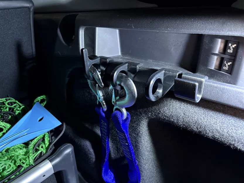 Móc treo đồ cốp xe Land Rover Discovery Sport (Remix) - Chắc chắn - Image 1