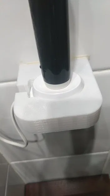 Giá treo tường tích hợp sạc cho bàn chải điện Oral B - Image 2