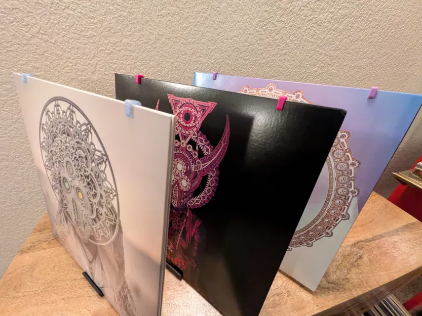 Kẹp giữ bìa đĩa than Parametric (Parametric Record Display Clip) - Image 2