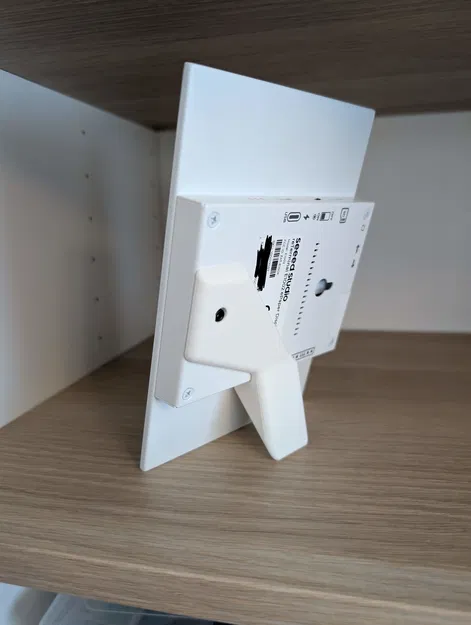 Chân đế dựng đứng cho reTerminal E1002 (Portrait Stand) - Image 1