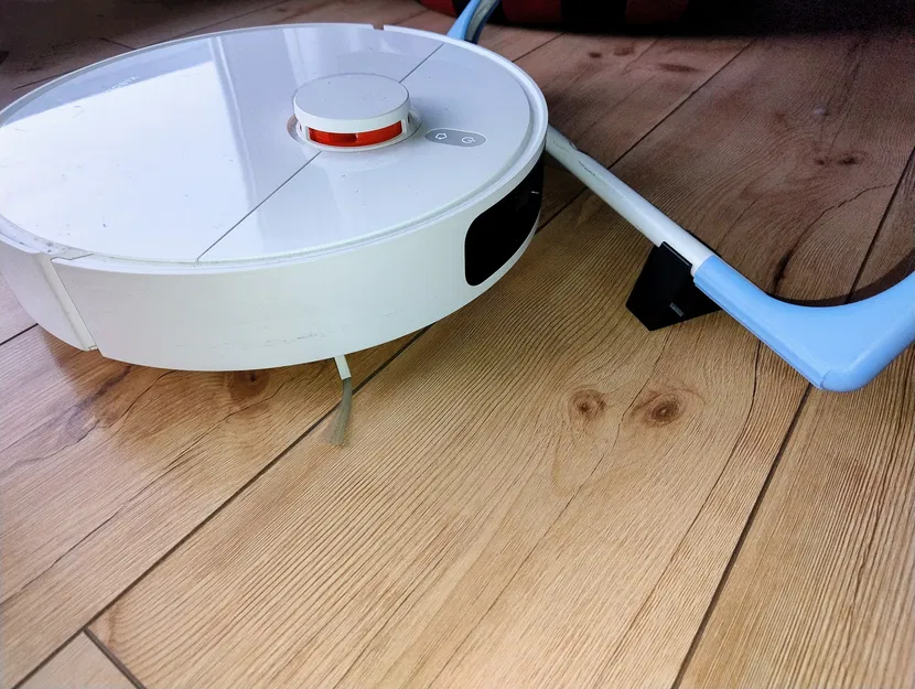 Bộ phụ kiện kê chân giá phơi đồ giúp robot hút bụi không bị kẹt - Image 1