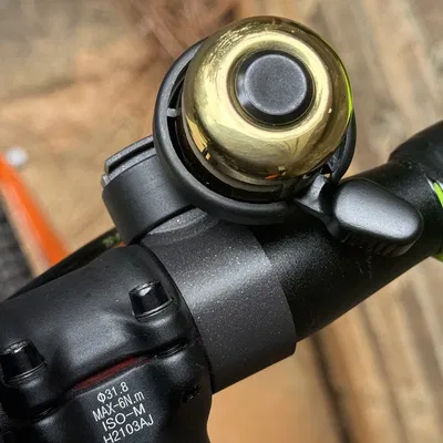 Ngàm chuyển đổi gắn chuông xe đạp từ 21mm sang 31.8mm