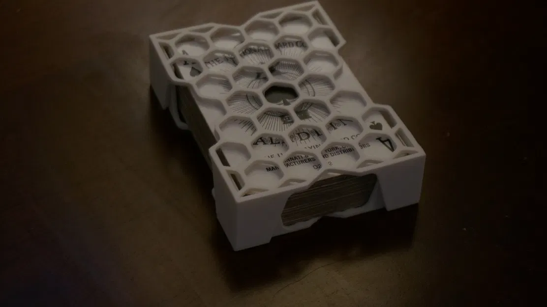 Hộp Đựng Bài Bicycle Hình Lục Giác - Image 2