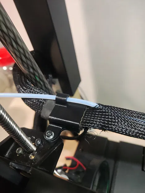 Kẹp giữ dây cáp và ống dẫn nhựa cho máy in 3D Artillery X4 PRO - Image 1