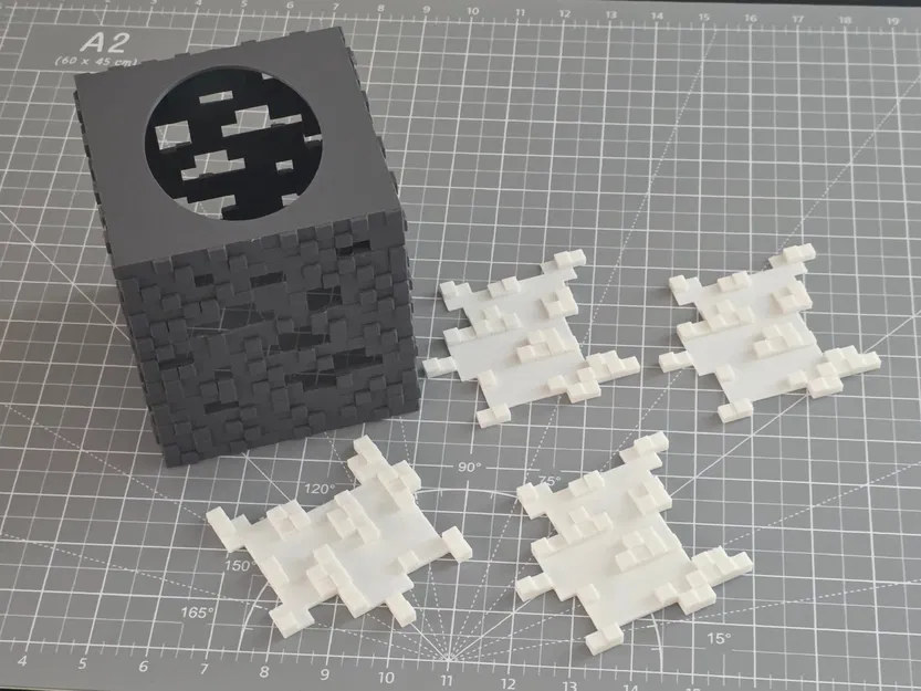 Vỏ Bọc Hộp Khăn Giấy Trang Trí, Dạng Khối (MC Diamond Ore) - Image 2