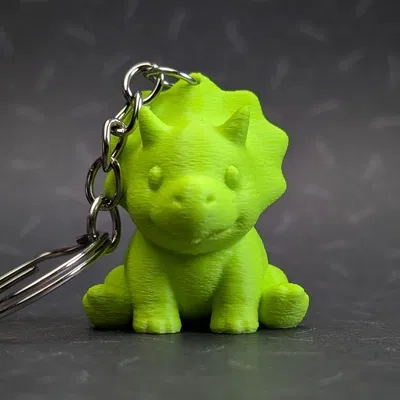 Mô hình Triceratops mini siêu đáng yêu + Móc khóa