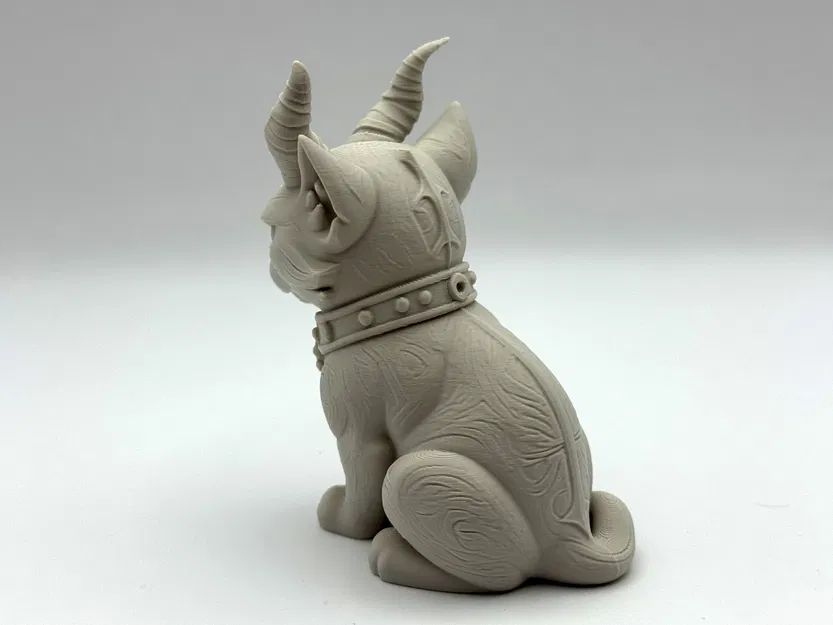 Mô hình mèo sừng phong cách Gothic (Gothic Horned Kitty) - Image 3