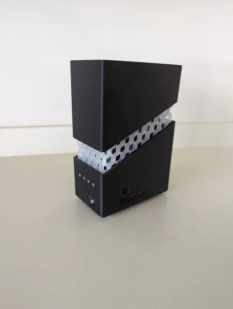 Case NAS cho Raspberry Pi 5 kết hợp Radxa Penta SATA Hat - Image 1