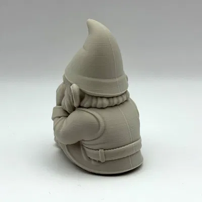 Chú lùn buồn bã (Sad Gnome)