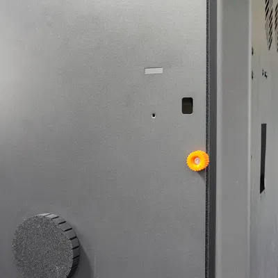 Bản lề bảng điều khiển Centauri Carbon với chốt thả v1.0 Beta 0