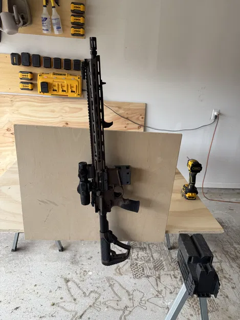 Giá treo tường cho AR15 Magwell - Image 1