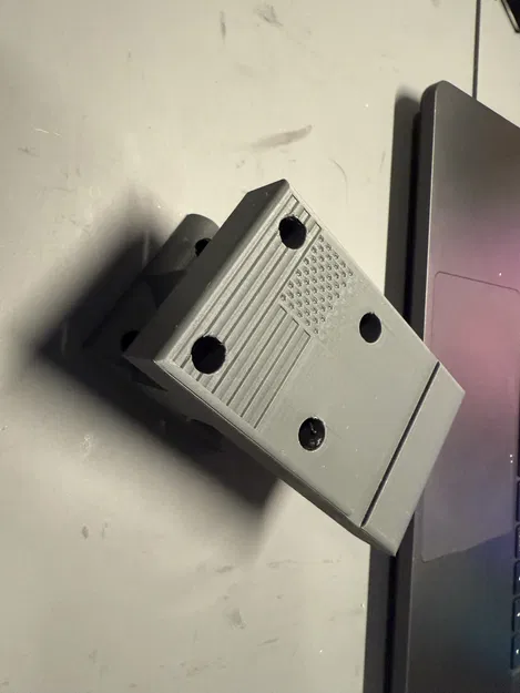 Giá treo tường cho AR15 Magwell - Image 2