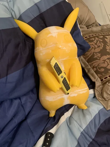 Mô hình Pikachu kích thước thật - Image 4