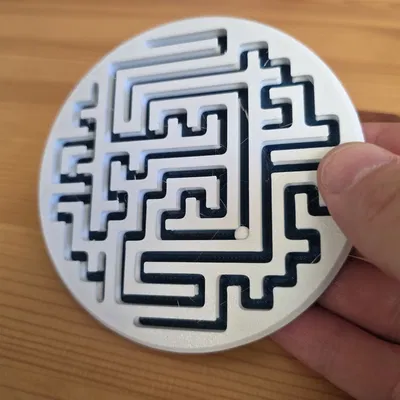 Tilt maze (mô hình in liền khối - print in place)