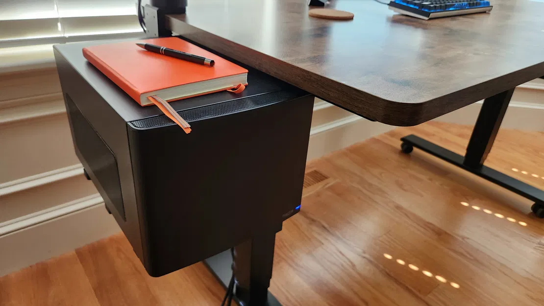 Bộ giá đỡ quản lý dây cáp và laptop/PC cho bàn đứng Flexispot - Image 5