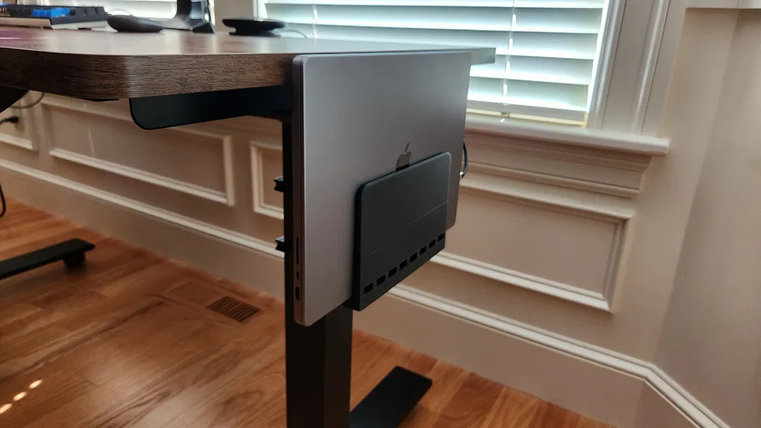 Bộ giá đỡ quản lý dây cáp và laptop/PC cho bàn đứng Flexispot - Image 6