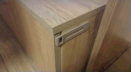 Khóa an toàn cho trẻ em - Image 2