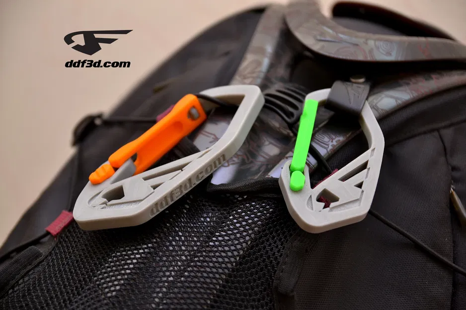 Móc khóa Carabiner ddf3d siêu bền và linh hoạt - Image 1