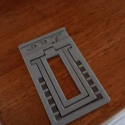 Giá đỡ điện thoại để bàn có thể điều chỉnh độ nghiêng (In 3D)