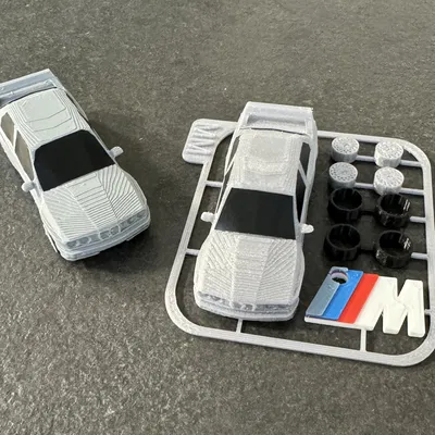 Mô hình lắp ráp BMW E30 Kit Card in 3D chi tiết cực chất