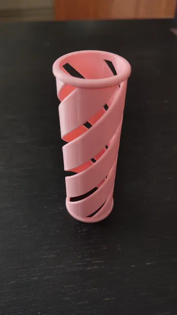 Bộ chìa khóa và dao trong Squid Game 3 - Image 9