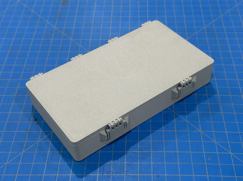 Hộp Đa Ngăn Có Khóa Và Vách Ngăn Lớn (Bản Remix) - Image 2