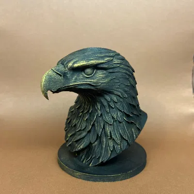 Mô hình đầu đại bàng (Eagle head) dùng trang trí bàn làm việc