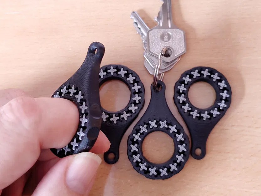 Móc khóa bánh răng hành tinh fidget gear ring spinner - Image 1