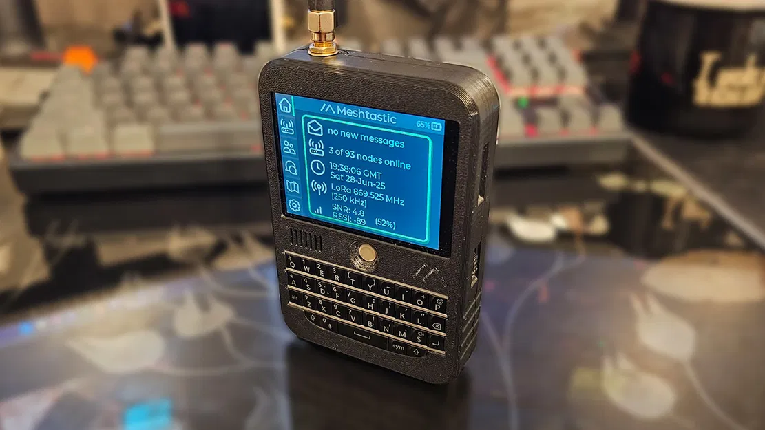 Vỏ máy LilyGO T-Deck thiết kế khít - Image 1